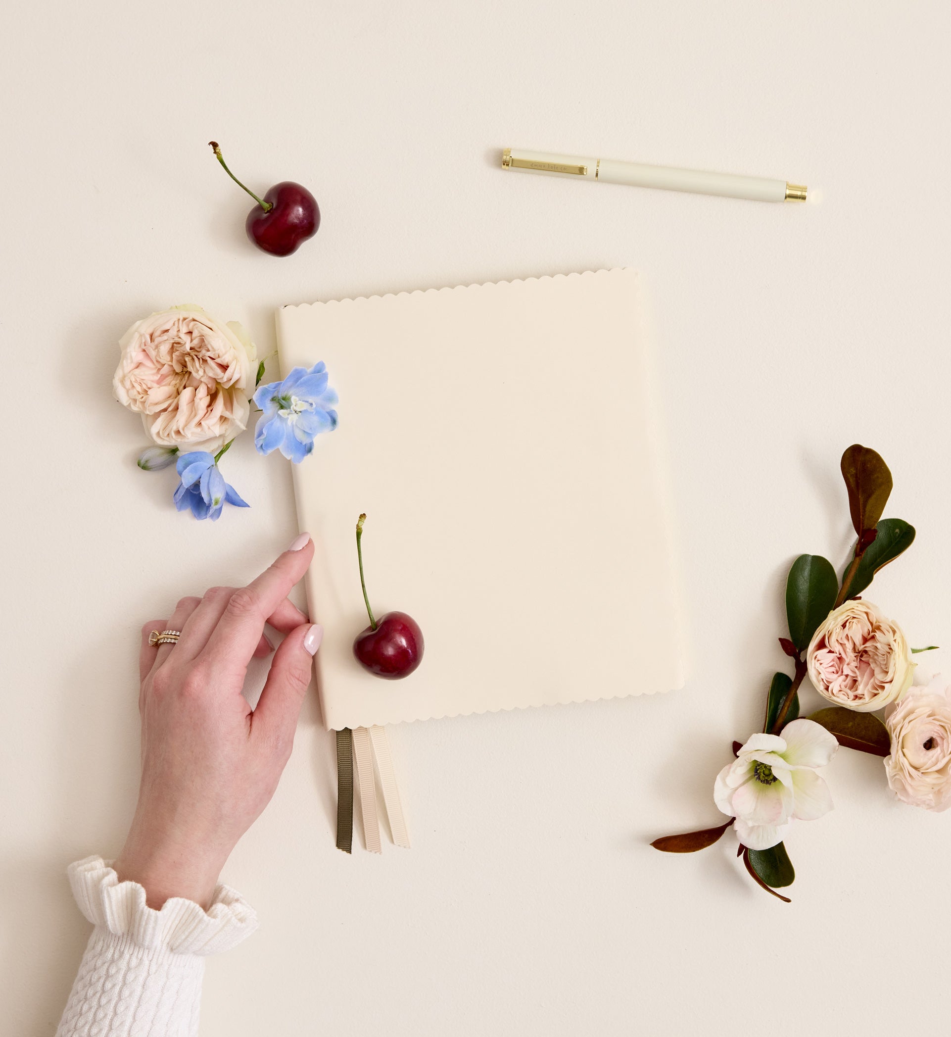 Journal | Signature | Creme Scallop | PRE-ORDER