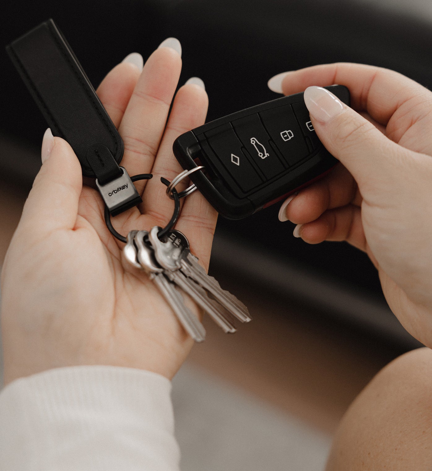 Orbitkey Loop Keychain | Black